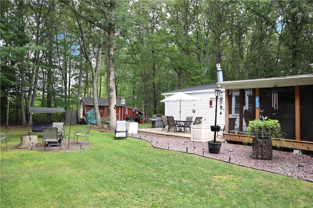 52 Leisure Way Coventry, RI 02816 - Photo 11 of 41 Side Yard