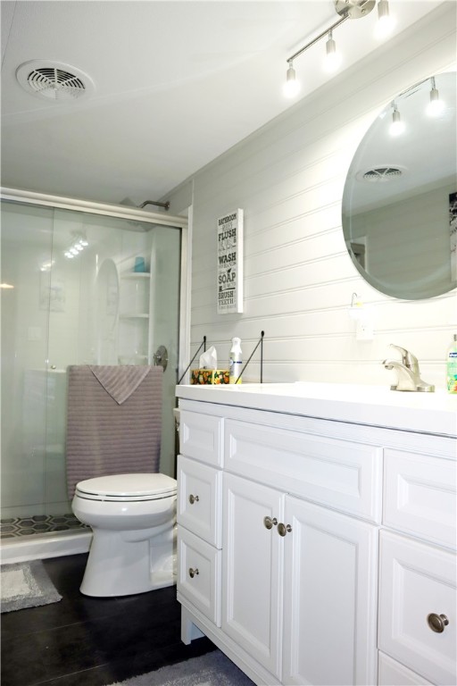 52 Leisure Way Coventry, RI 02816 - Photo 32 of 41 Second Full Bath Room