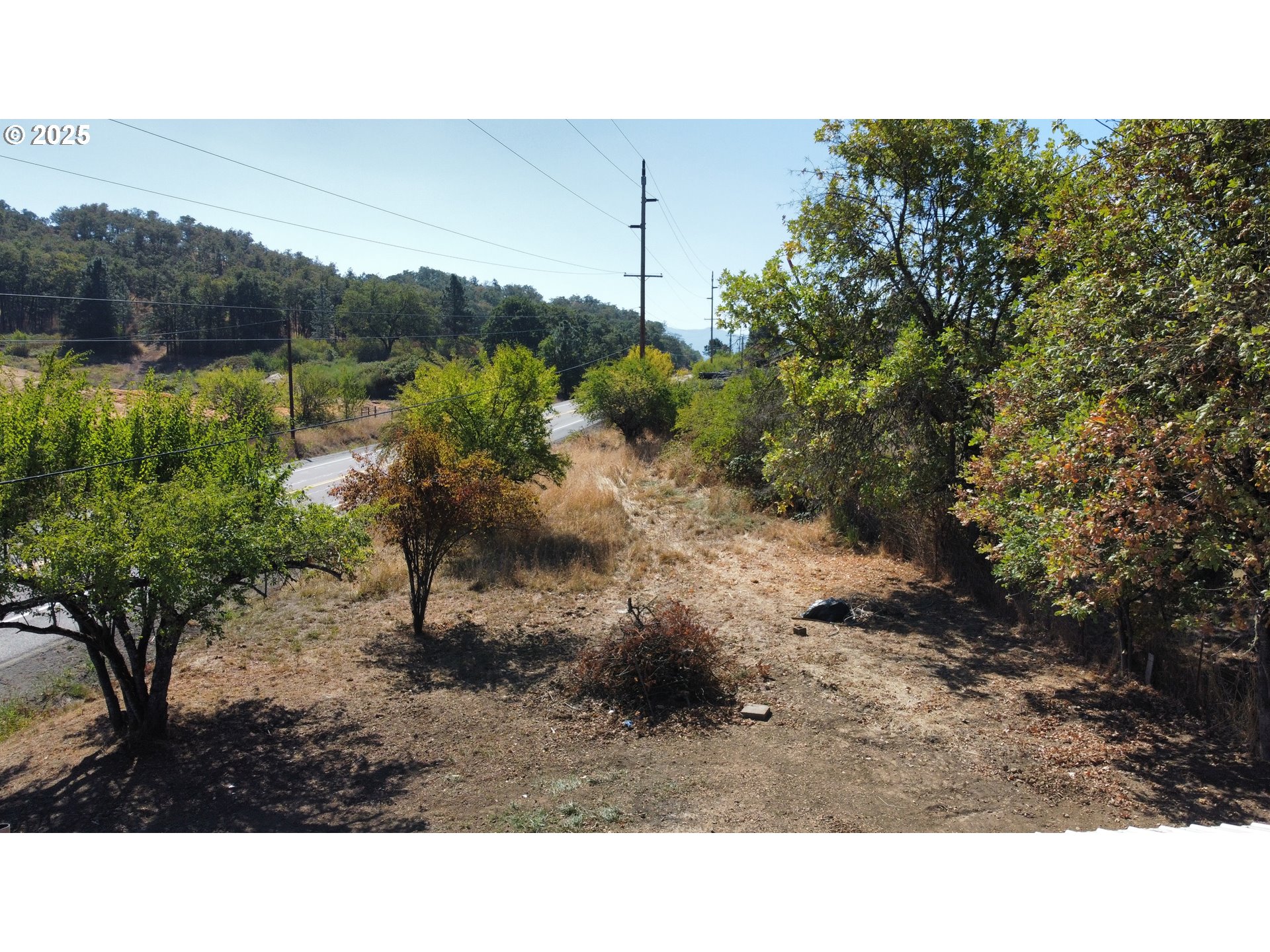 510 Boyer Road Riddle, OR 97469 - Photo 29 of 31 a black and white photo of a house