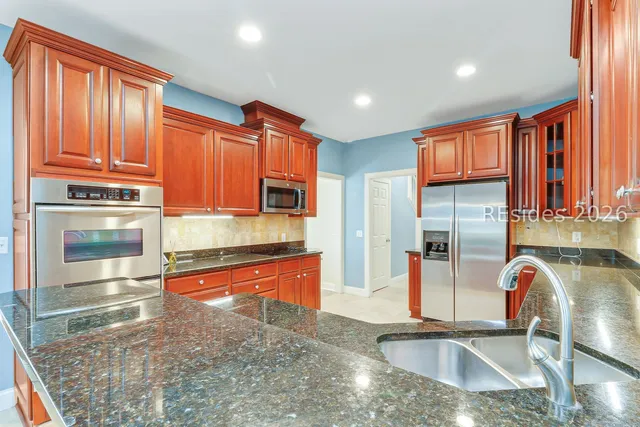 $785,000 | 49 Wax Myrtle Court, Hilton Head Island, SC 29926