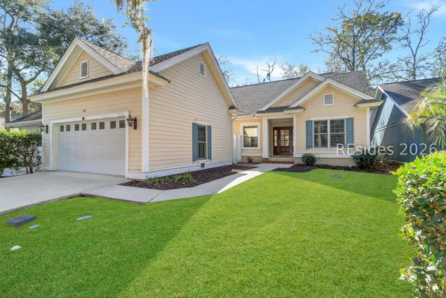 $785,000 | 49 Wax Myrtle Court, Hilton Head Island, SC 29926