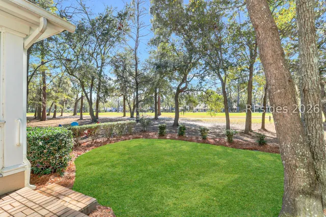 $785,000 | 49 Wax Myrtle Court, Hilton Head Island, SC 29926