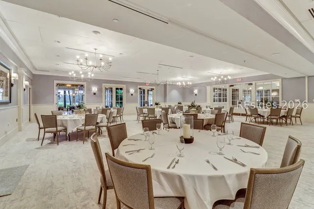 $785,000 | 49 Wax Myrtle Court, Hilton Head Island, SC 29926