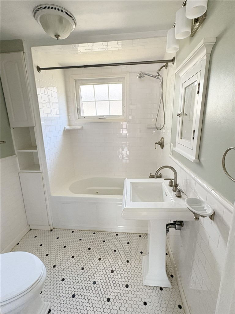 61 Malbone Road Newport, RI 02840 - Photo 14 of 14
