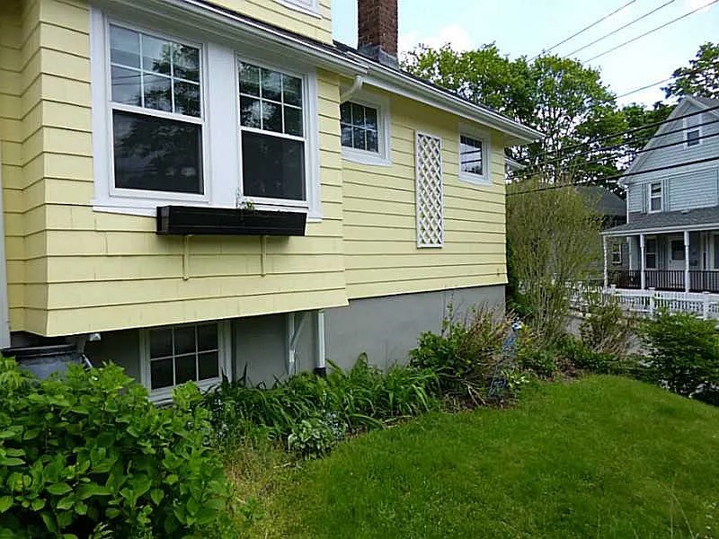 61 Malbone Road Newport, RI 02840 - Photo 2 of 14