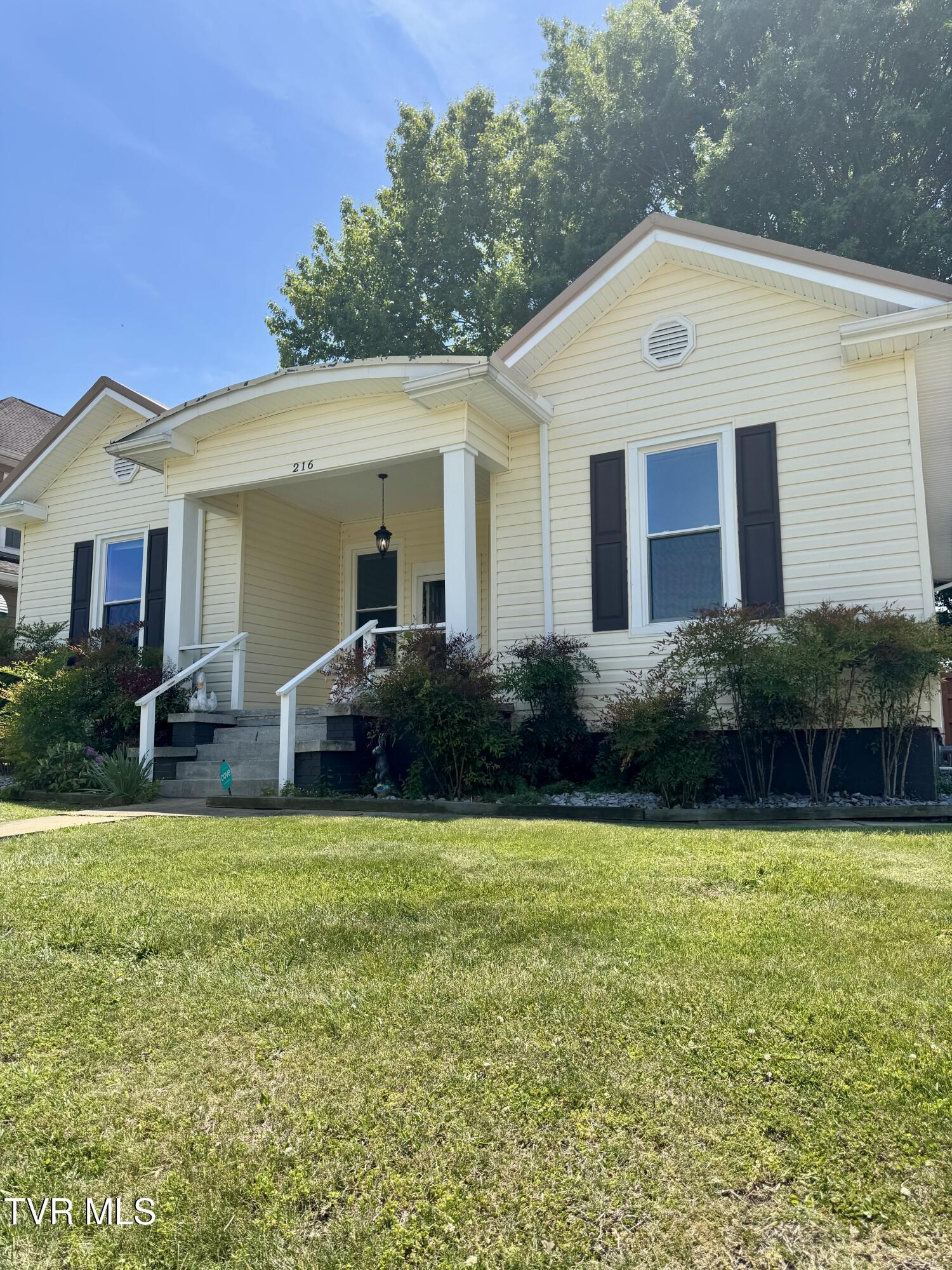 216 1st Street Erwin, TN 37650 - Photo 24 of 24 IMG_0292