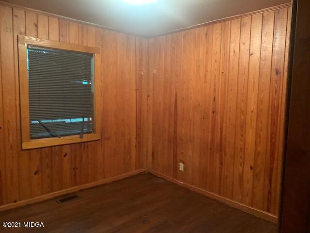 1346 Williamson Road Macon, GA 31206 - Photo 11 of 13 1346Williamsonbed2