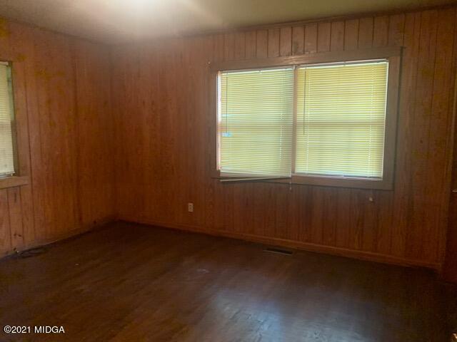 1346 Williamson Road Macon, GA 31206 - Photo 10 of 13 1346Williamsonbed