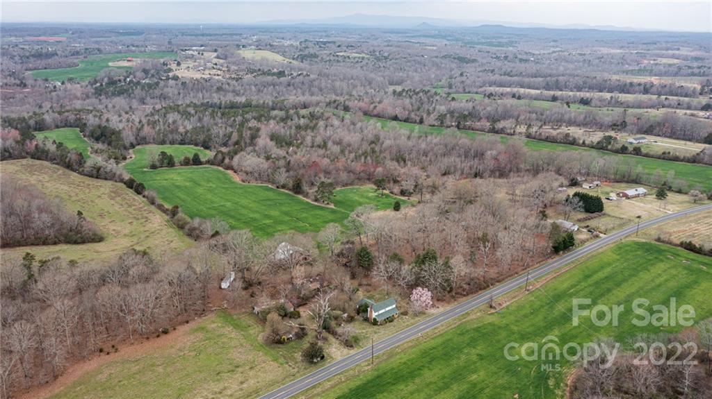 429 Cat Square Road Lincolnton, NC 28092 - Photo 5 of 5 a view of a yard with an outdoor space