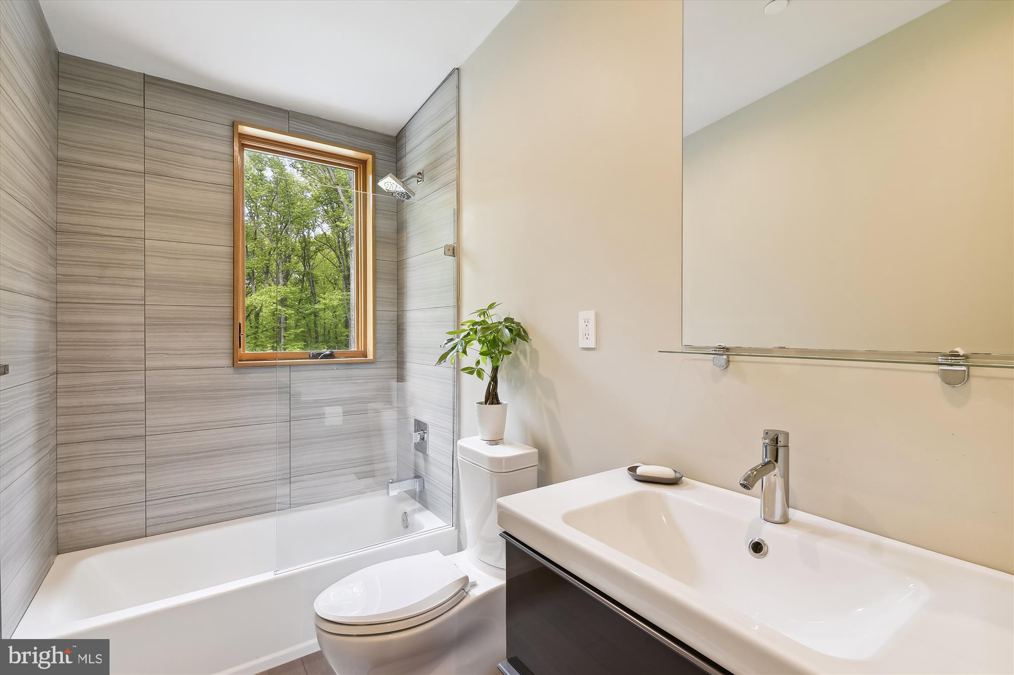 917 Sahlin Farm Road Annapolis, MD 21401 - Photo 43 of 50 Bath