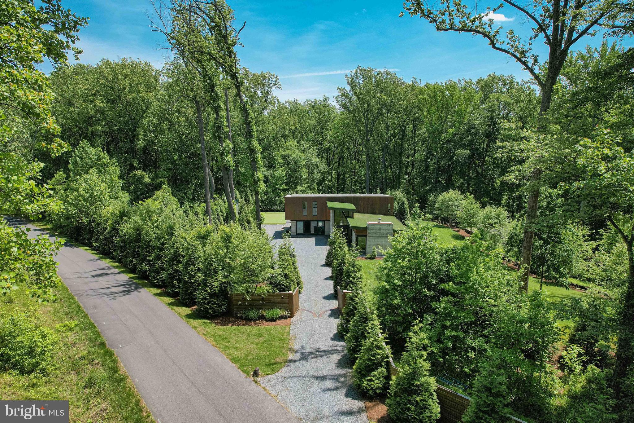 917 Sahlin Farm Road Annapolis, MD 21401 - Photo 49 of 50 Main entrance with electric gate