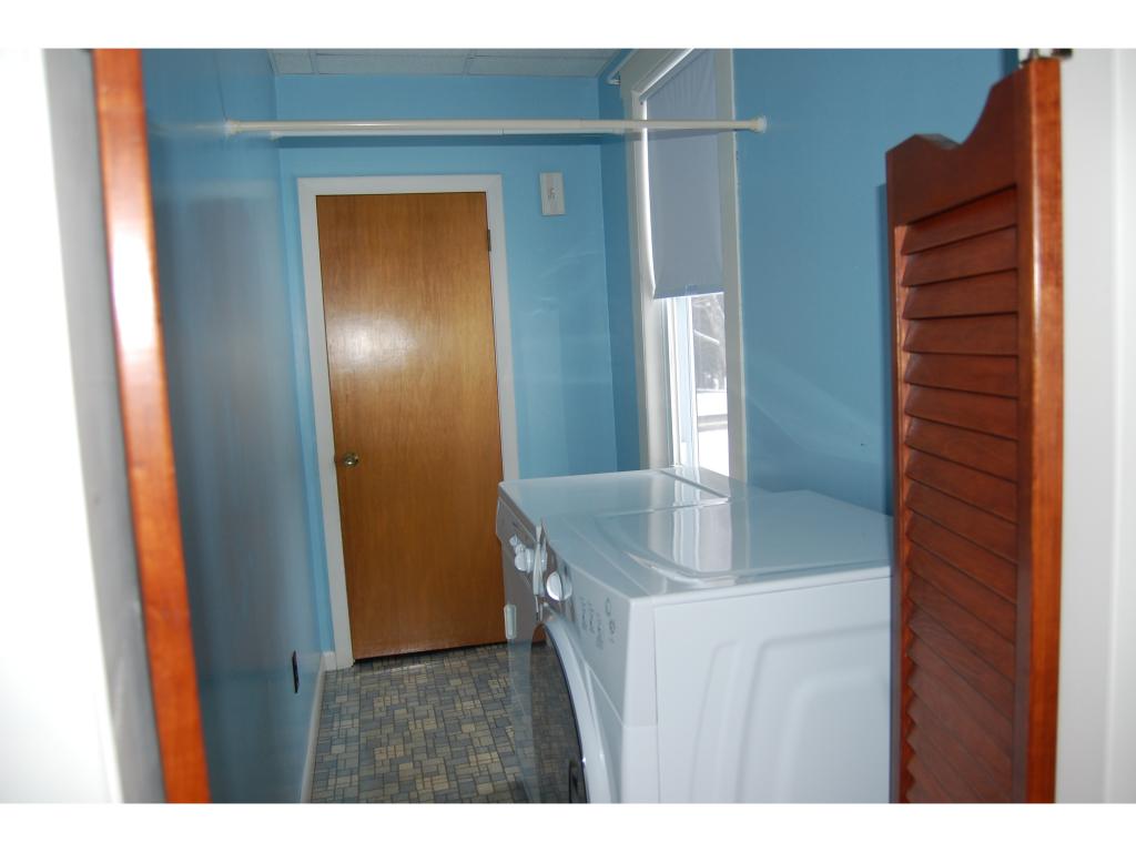 603 Portland Street Rochester, NH 03867 - Photo 9 of 21