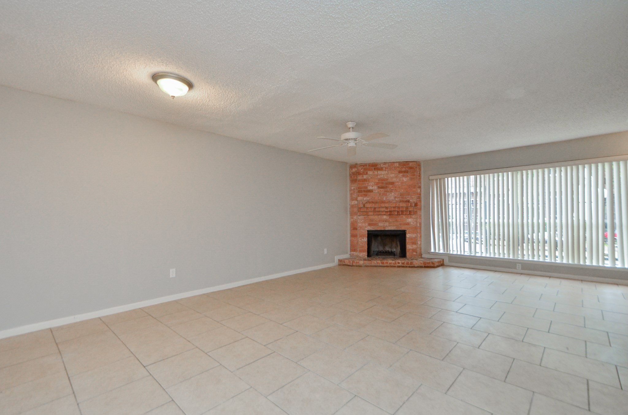 1853 Witte Road, Unit 27 Houston, TX 77080 - Photo 9 of 37 Gallery Image 9