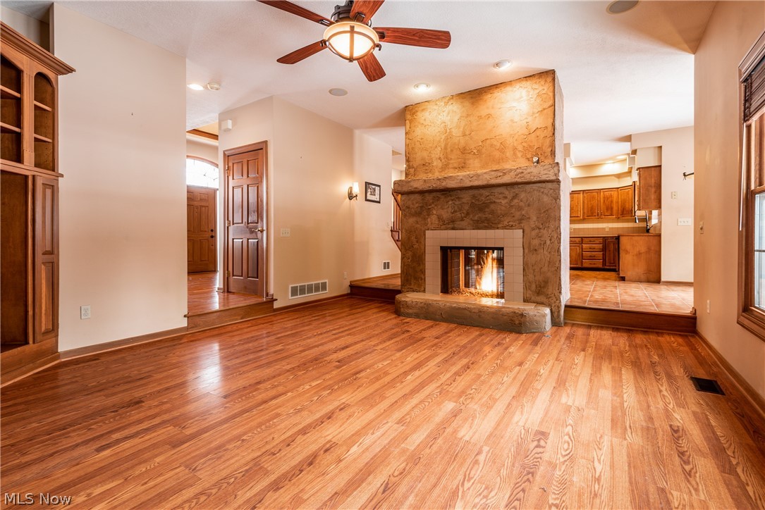 7164 Sugarwood Road Northeast Canton, OH 44721 - Photo 7 of 32 Gallery Image 7