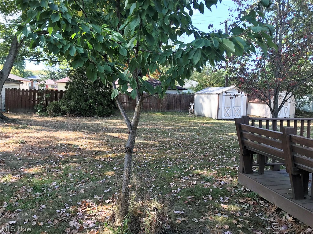 7042 Oakwood Road Parma Heights, OH 44130 - Photo 16 of 18