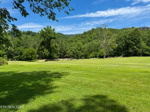 $239,000 | 3815 East Parkway, Unit 13, Gatlinburg, TN 37738