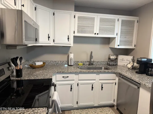 $239,000 | 3815 East Parkway, Unit 13, Gatlinburg, TN 37738