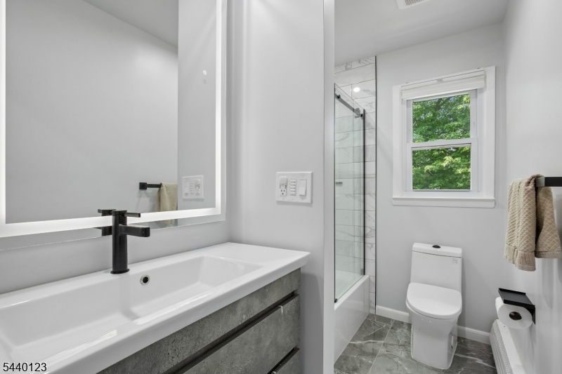 22 Woodhaven Road Parsippany, NJ 07054 - Photo 29 of 49