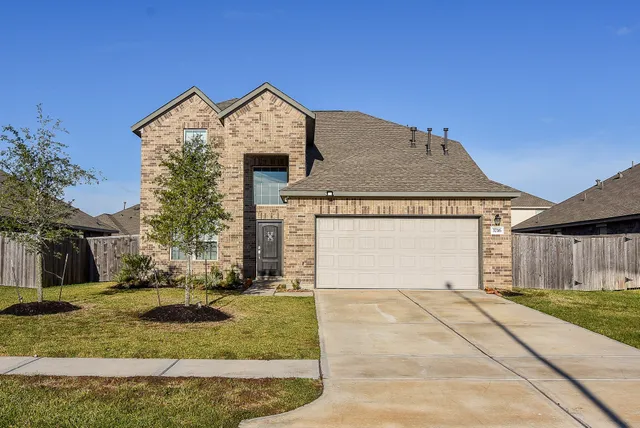 $2,900 | 3716 Vail Springs Drive, Rosenberg, TX 77469
