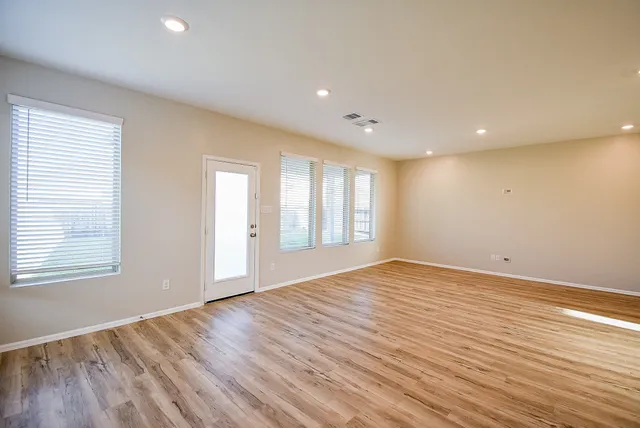 $2,900 | 3716 Vail Spgs Drive, Richmond, TX 77469