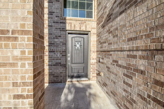 $2,900 | 3716 Vail Spgs Drive, Richmond, TX 77469