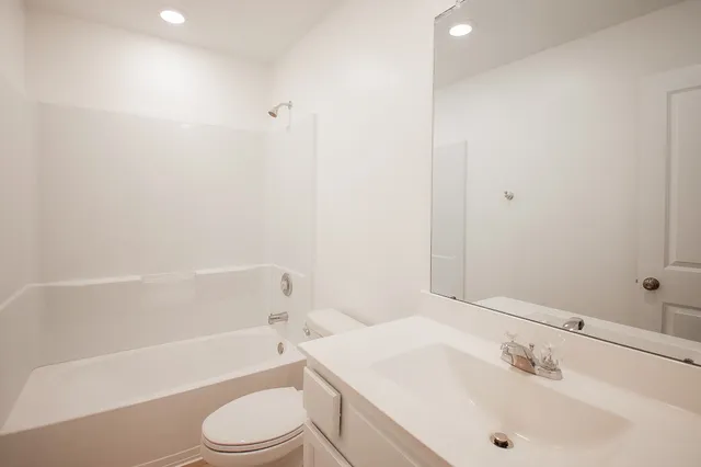 $2,900 | 3716 Vail Spgs Drive, Richmond, TX 77469