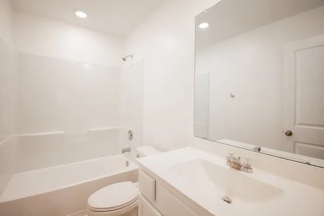 $2,900 | 3716 Vail Spgs Drive, Richmond, TX 77469