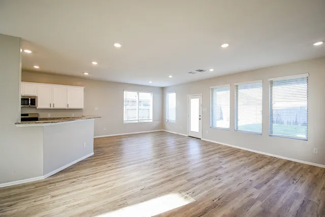 $2,900 | 3716 Vail Spgs Drive, Richmond, TX 77469