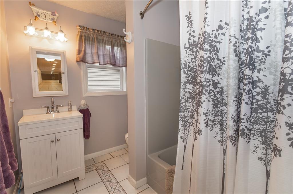 2491 Leesburg Grove City Road Mercer, PA 16137 - Photo 17 of 29 Main floor