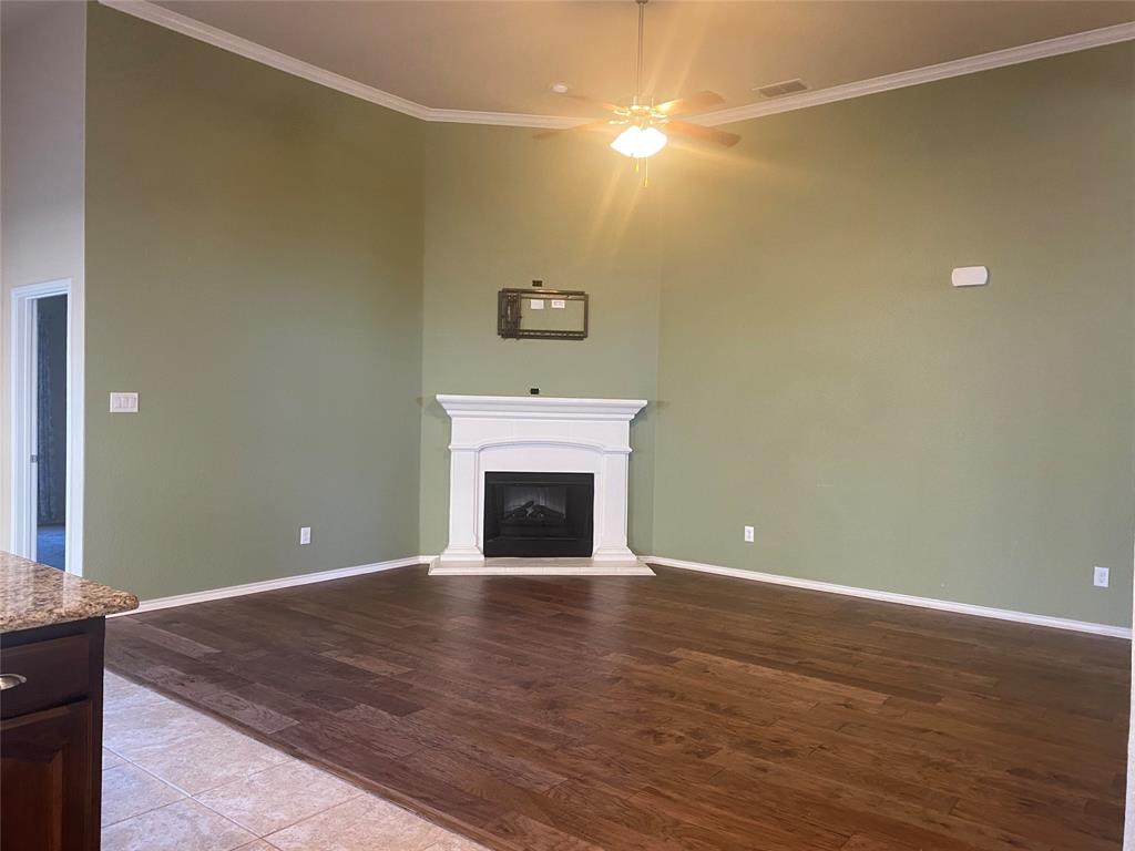 1220 Scott Drive Weatherford, TX 76087 - Photo 8 of 35 Ready to move in, set up and LIVE YOUR BEST LIFE. Perfect time of year to enjoy your fireplace.