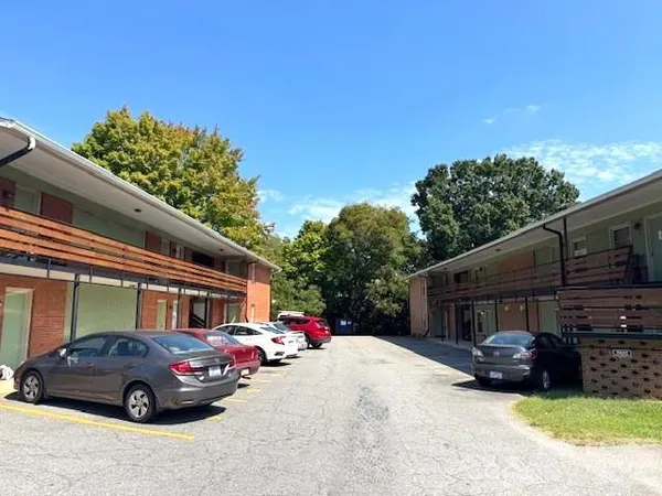 $1,150 | 260 Church Street North, Unit 4, Concord, NC 28025