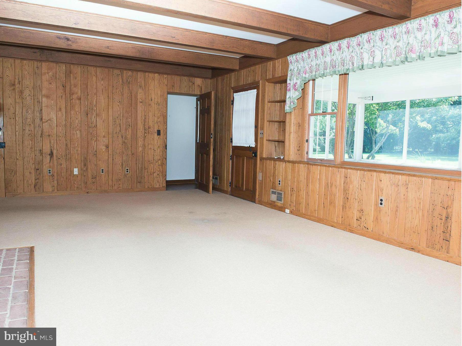 511 Surrey Road Lutherville-Timonium, MD 21093 - Photo 7 of 22 Family Room
