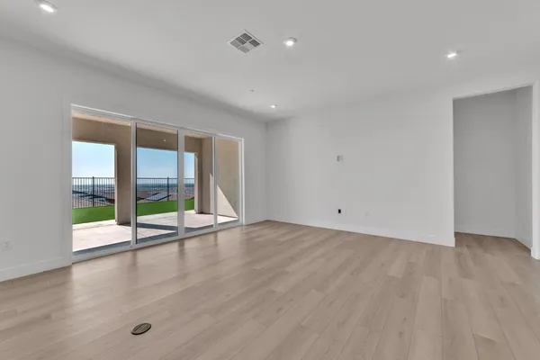 $910,000 | 3385 Rock Springs Ranch Drive, Folsom, CA 95630