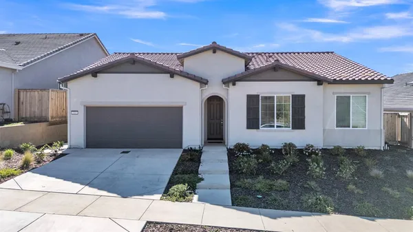 $910,000 | 3385 Rock Springs Ranch Drive, Folsom, CA 95630