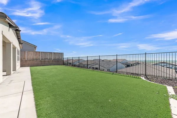 $910,000 | 3385 Rock Springs Ranch Drive, Folsom, CA 95630