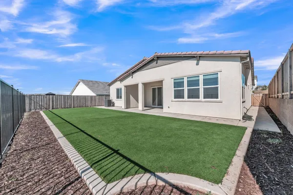 $910,000 | 3385 Rock Springs Ranch Drive, Folsom, CA 95630