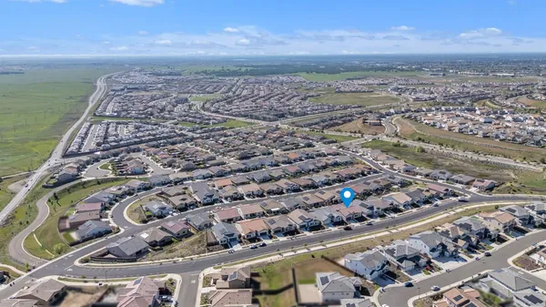 $910,000 | 3385 Rock Springs Ranch Drive, Folsom, CA 95630