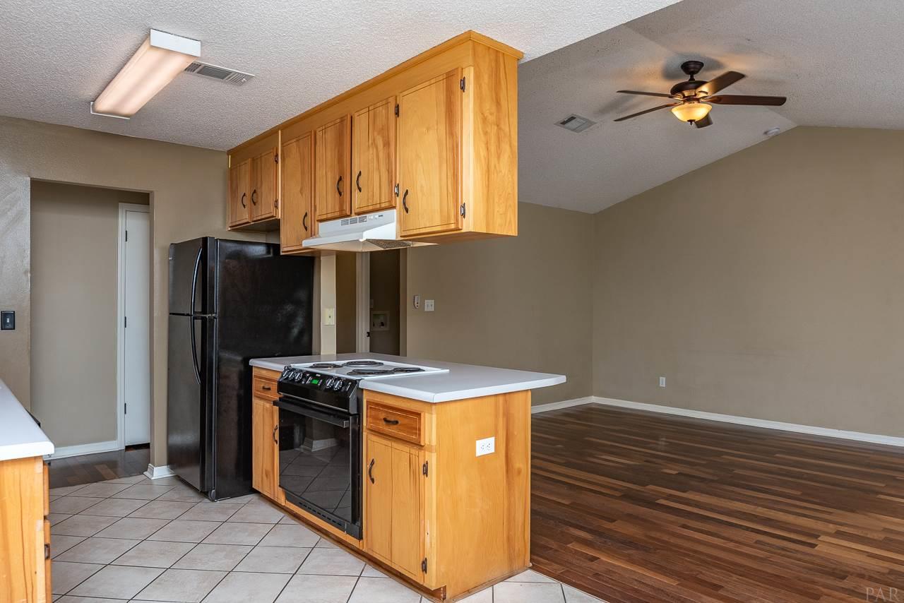 701 Valley Ridge Way Pensacola, FL 32514 - Photo 6 of 29 Gallery Image 6