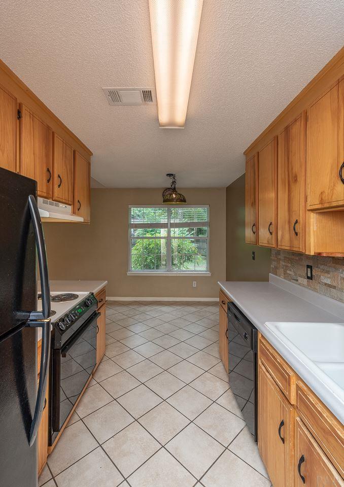 701 Valley Ridge Way Pensacola, FL 32514 - Photo 8 of 29 Gallery Image 8