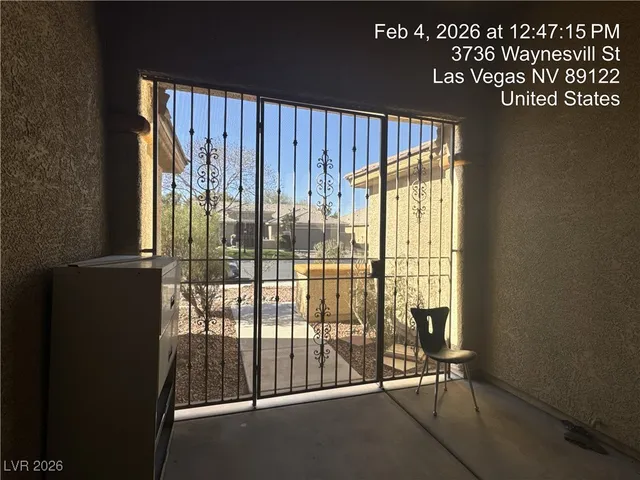 $1,950 | 3736 Waynesvill Street, Las Vegas, NV 89122