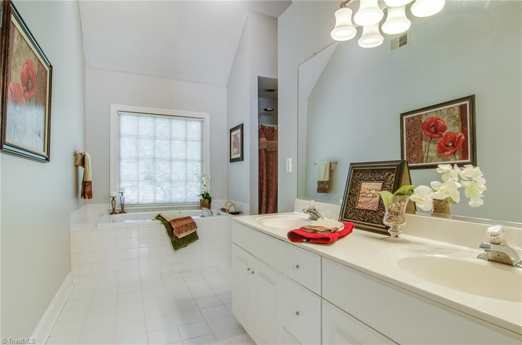 4832 Hearthstone Road Clemmons, NC 27012 - Photo 20 of 30 Gallery Image 20