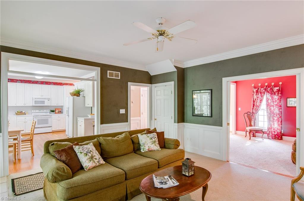 4832 Hearthstone Road Clemmons, NC 27012 - Photo 7 of 30 Gallery Image 7
