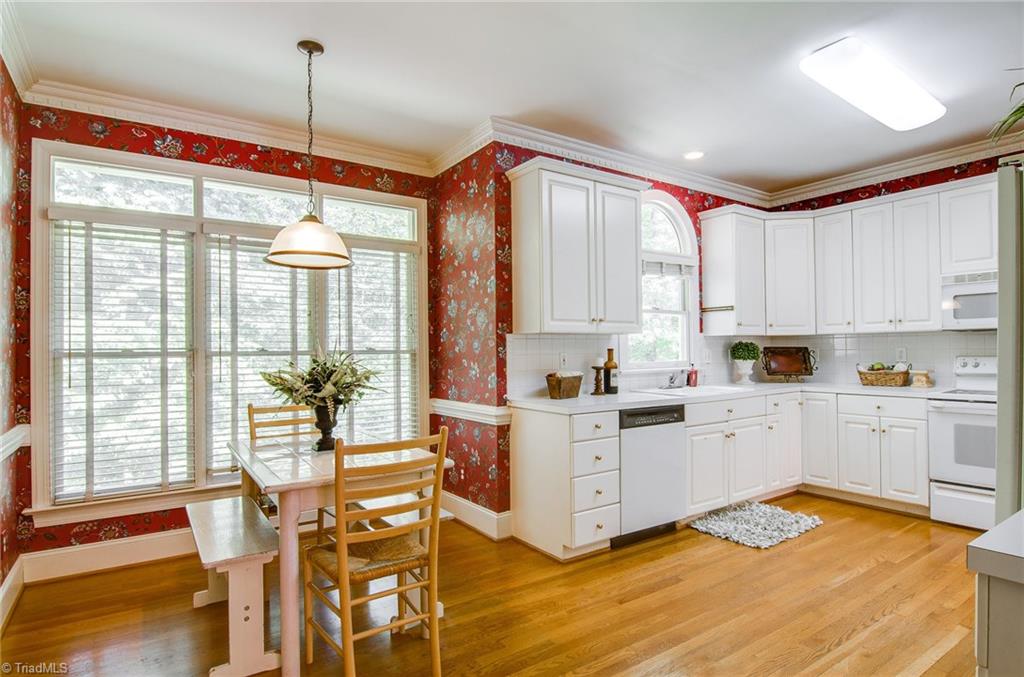 4832 Hearthstone Road Clemmons, NC 27012 - Photo 10 of 30 Gallery Image 10