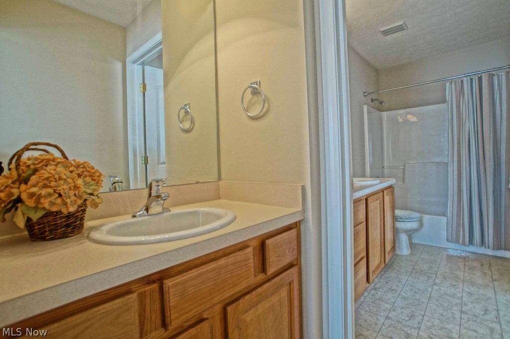 618 Rundle Street Lagrange, OH 44050 - Photo 23 of 26 Gallery Image 23