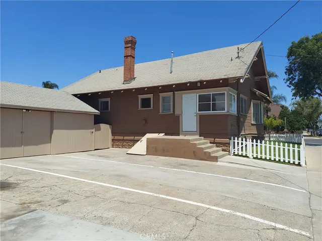 $1,449,000 | 530 South Broadway, Santa Ana, CA 92701