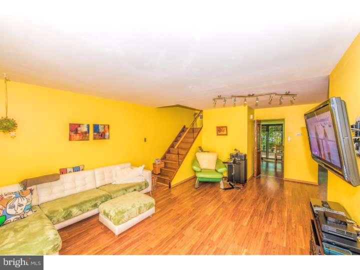11813 Academy Road, Unit E2 Philadelphia, PA 19154 - Photo 4 of 13