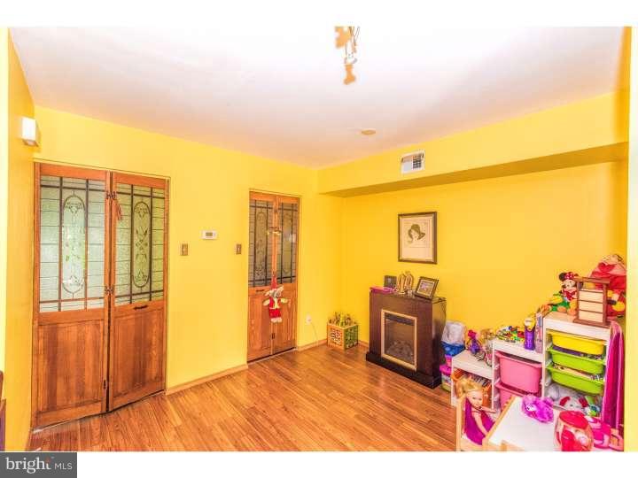 11813 Academy Road, Unit E2 Philadelphia, PA 19154 - Photo 6 of 13