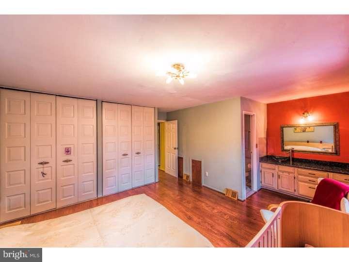 11813 Academy Road, Unit E2 Philadelphia, PA 19154 - Photo 9 of 13
