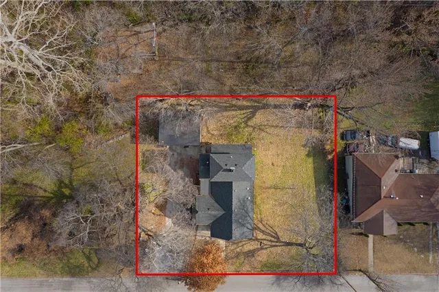 $245,000 | 215 South 12th Street, Kansas City, KS 66102