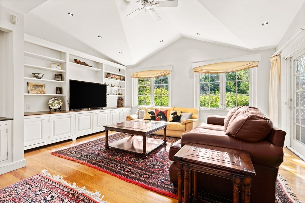 32 Jackson Pond Road, Unit 32 Dedham, MA 02026 - Photo 16 of 34 Gallery Image 16